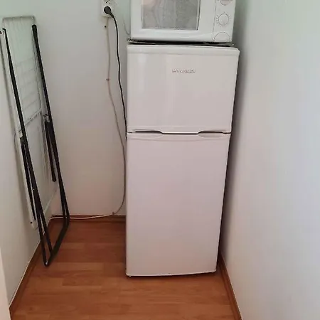 In - Balaton 19671 아파트 *